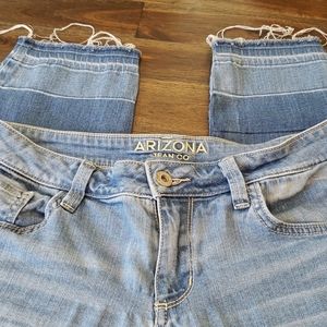 Arizona jean company capris